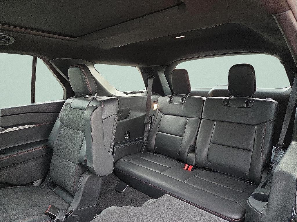 new 2025 Ford Explorer car, priced at $51,523