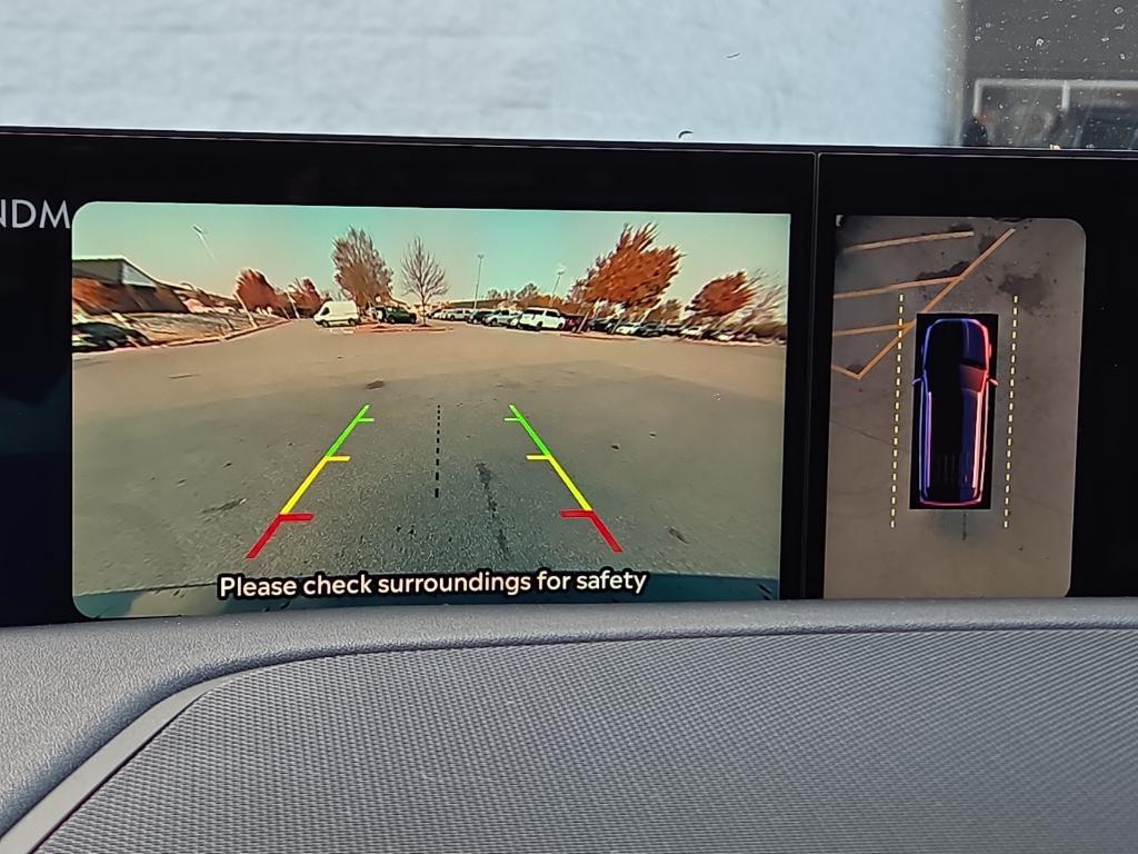 new 2025 Lincoln Navigator car, priced at $106,085