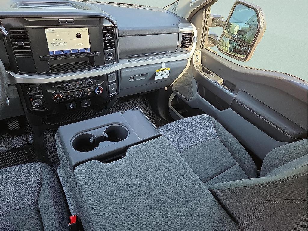 new 2025 Ford F-250 car, priced at $58,284