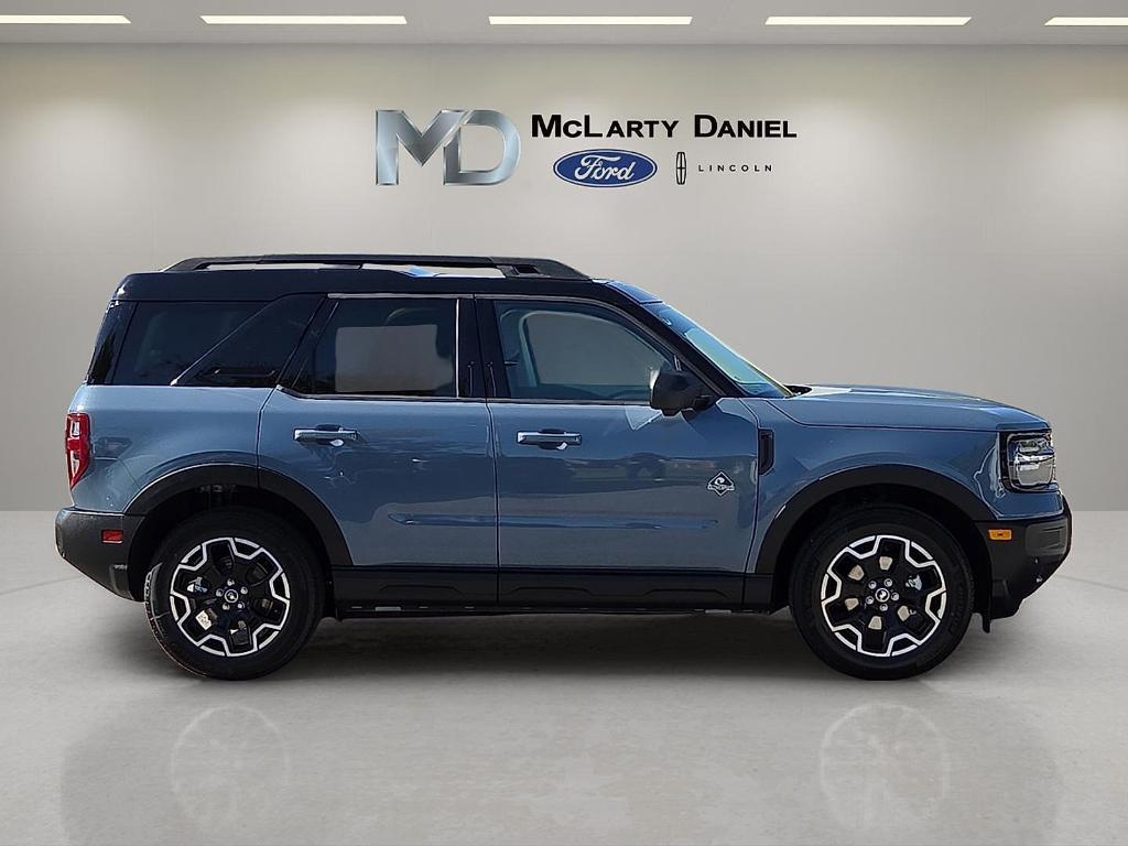 new 2025 Ford Bronco Sport car, priced at $33,688