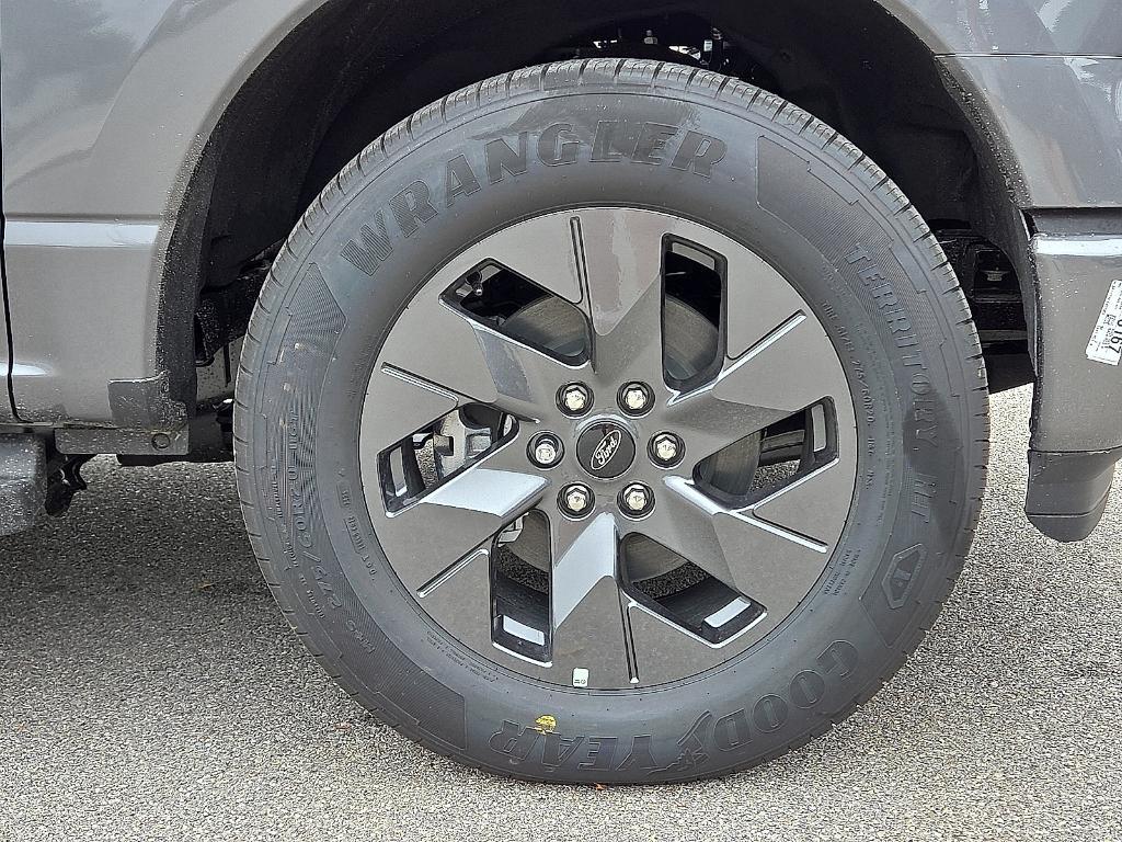 new 2025 Ford F-150 Lightning car, priced at $62,683