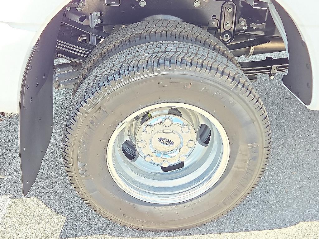 new 2025 Ford F-350 car, priced at $101,746