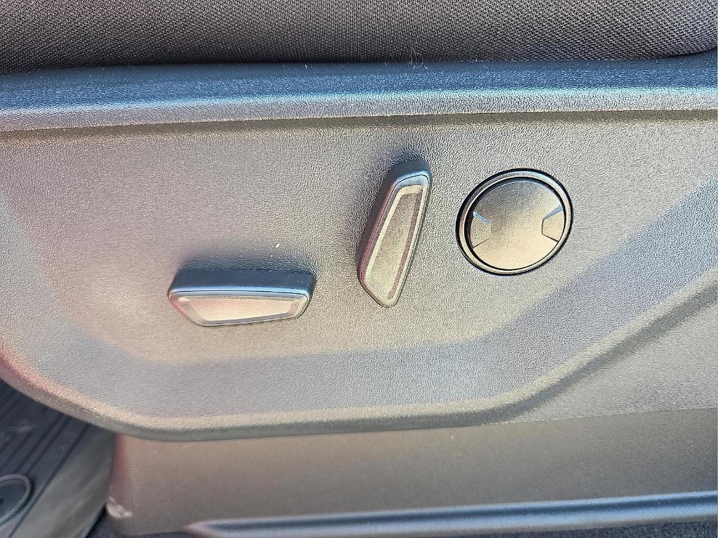 new 2025 Ford F-150 car, priced at $49,856