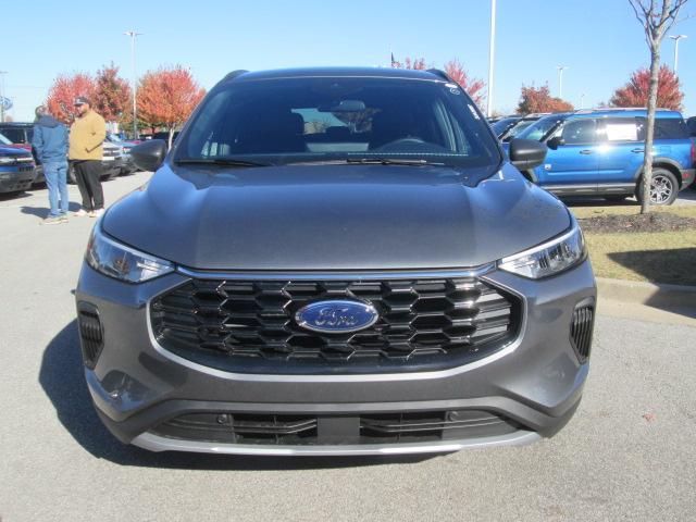 new 2025 Ford Escape car, priced at $30,845