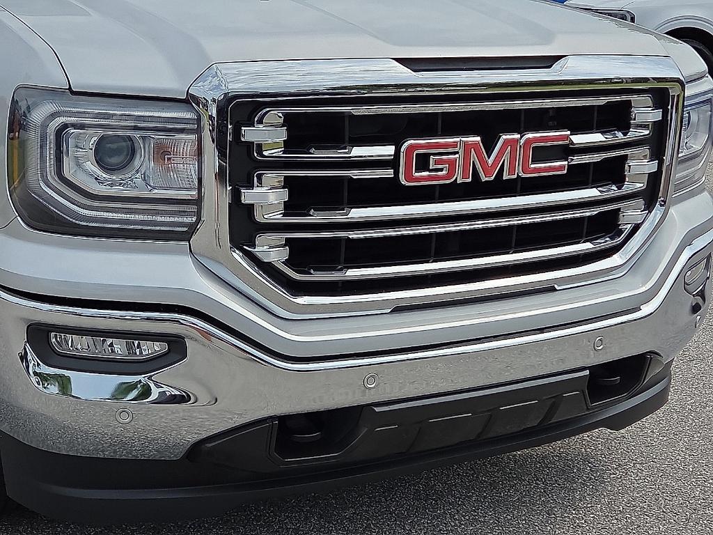 used 2018 GMC Sierra 1500 car, priced at $35,591
