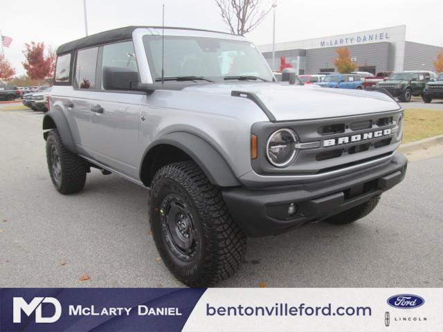 new 2024 Ford Bronco car, priced at $45,707