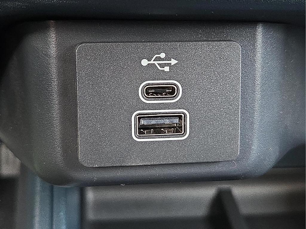 new 2025 Ford Maverick car, priced at $28,086