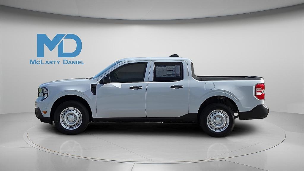 new 2025 Ford Maverick car, priced at $28,086
