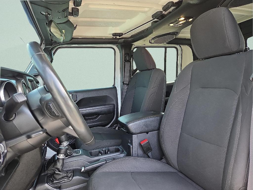 used 2022 Jeep Gladiator car, priced at $31,995