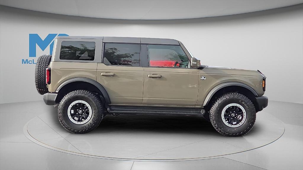 new 2025 Ford Bronco car, priced at $57,274