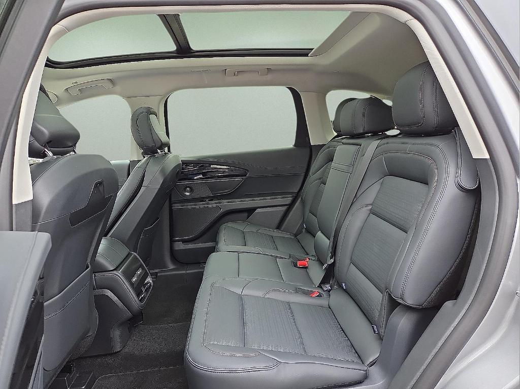 new 2026 Lincoln Nautilus car, priced at $58,854