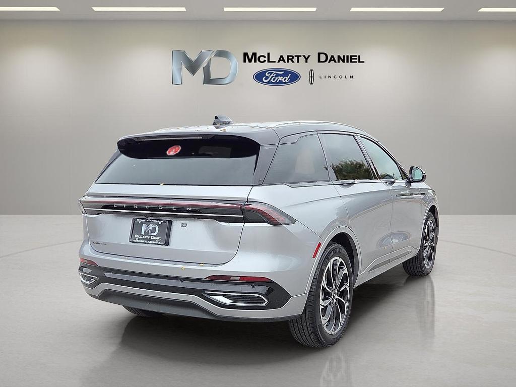 new 2026 Lincoln Nautilus car, priced at $58,854