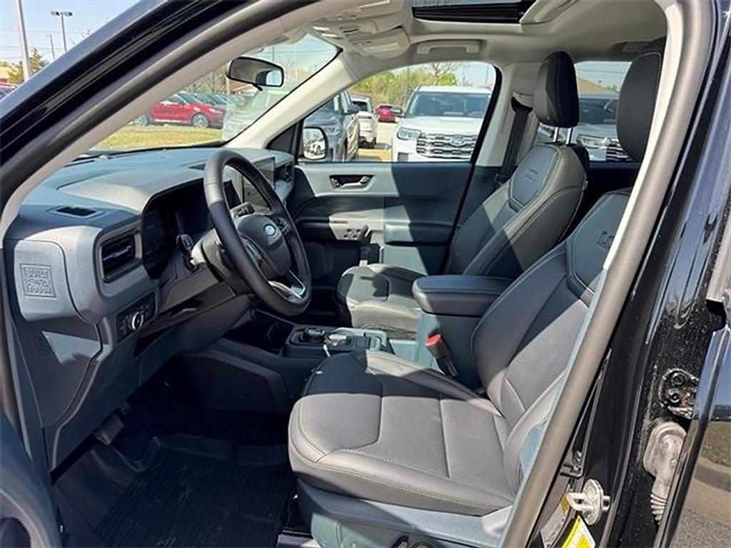new 2025 Ford Maverick car, priced at $33,756