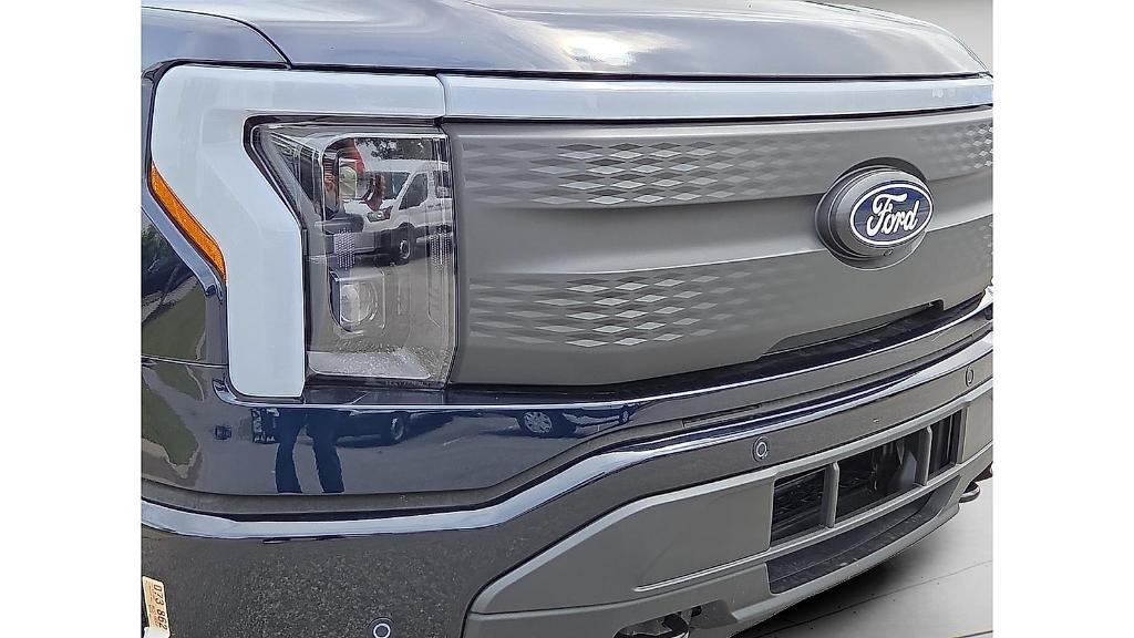 new 2025 Ford F-150 Lightning car, priced at $59,932