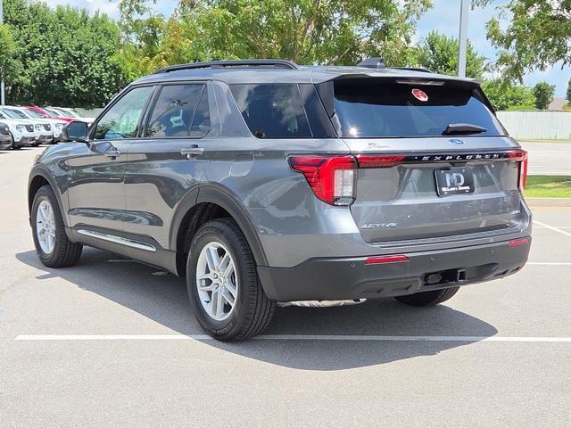 new 2025 Ford Explorer car, priced at $39,555