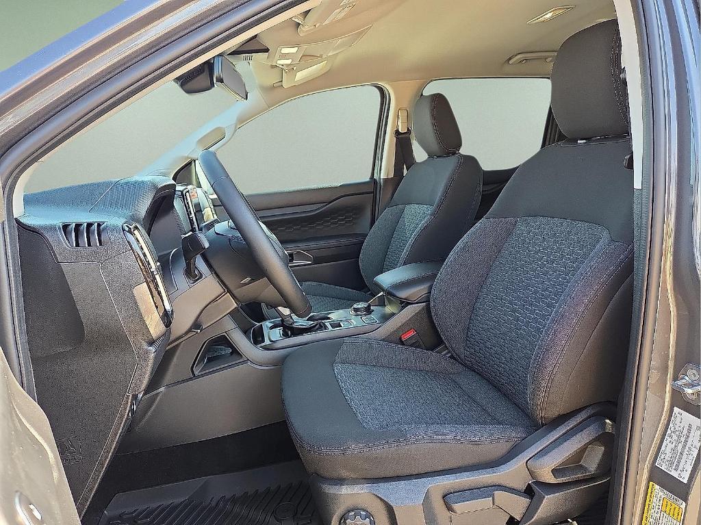 new 2025 Ford Ranger car, priced at $37,948