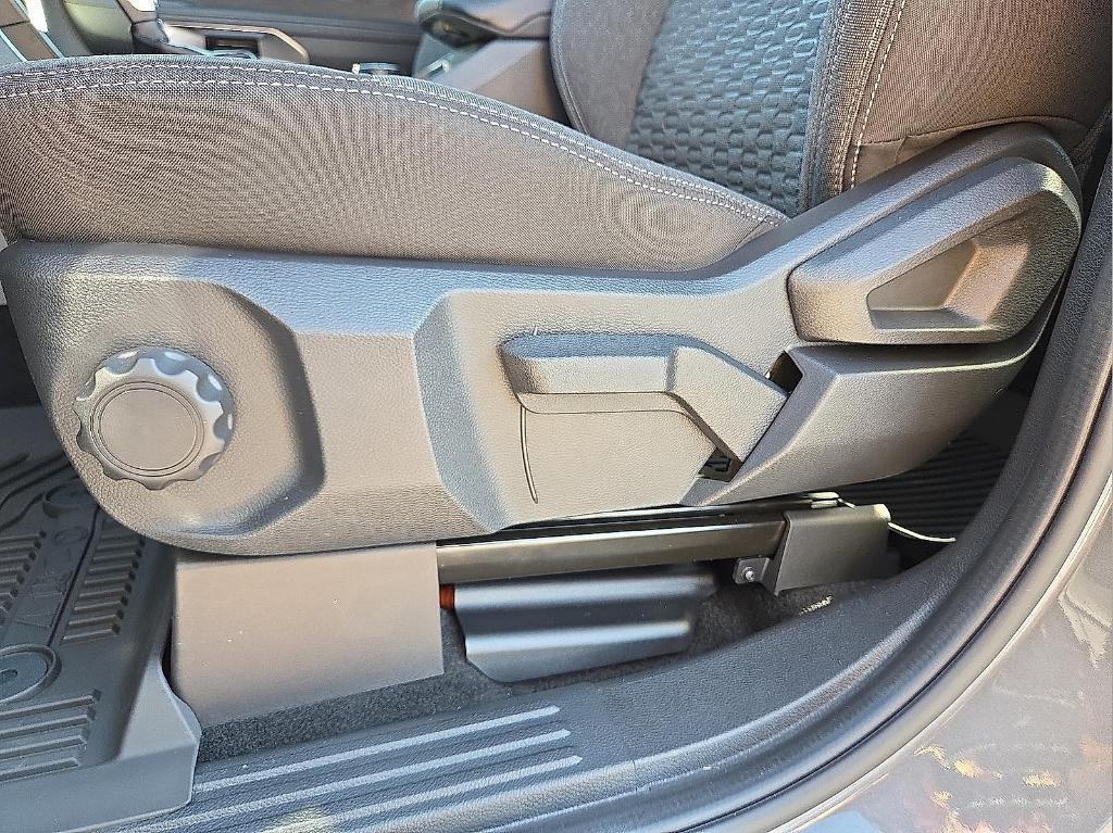 new 2025 Ford Ranger car, priced at $37,948