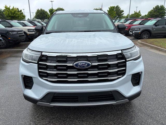 new 2025 Ford Explorer car, priced at $41,304