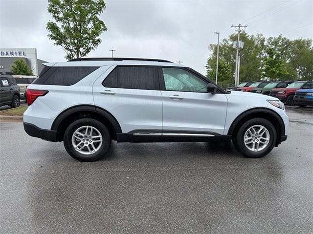 new 2025 Ford Explorer car, priced at $39,546