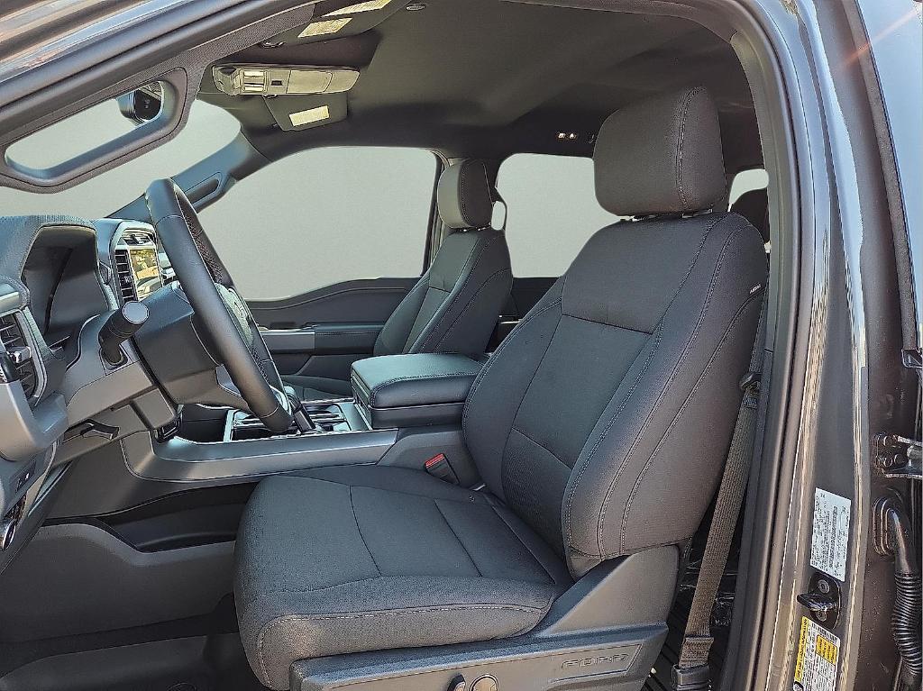 new 2025 Ford F-150 car, priced at $51,943