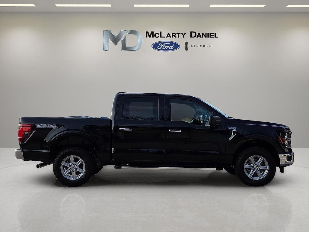 new 2025 Ford F-150 car, priced at $51,301