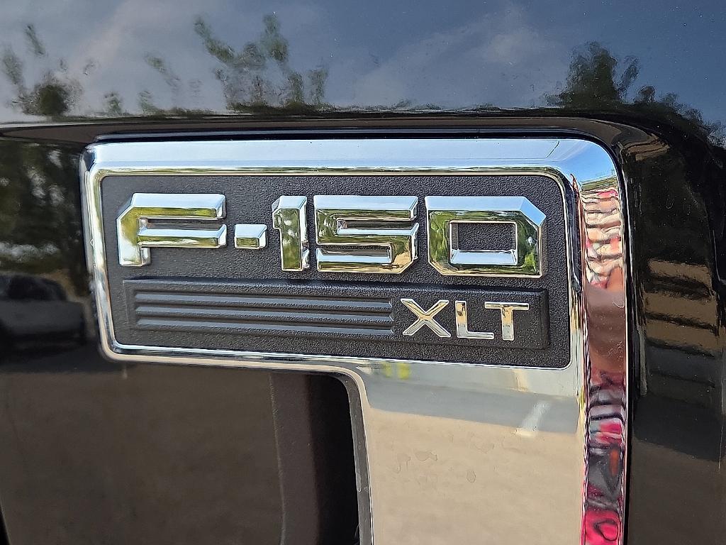 new 2025 Ford F-150 car, priced at $51,301