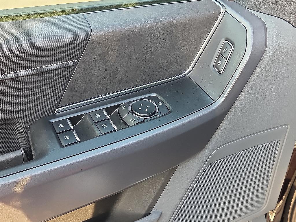new 2025 Ford F-150 car, priced at $51,301