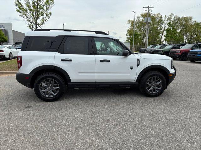 new 2025 Ford Bronco Sport car, priced at $31,915