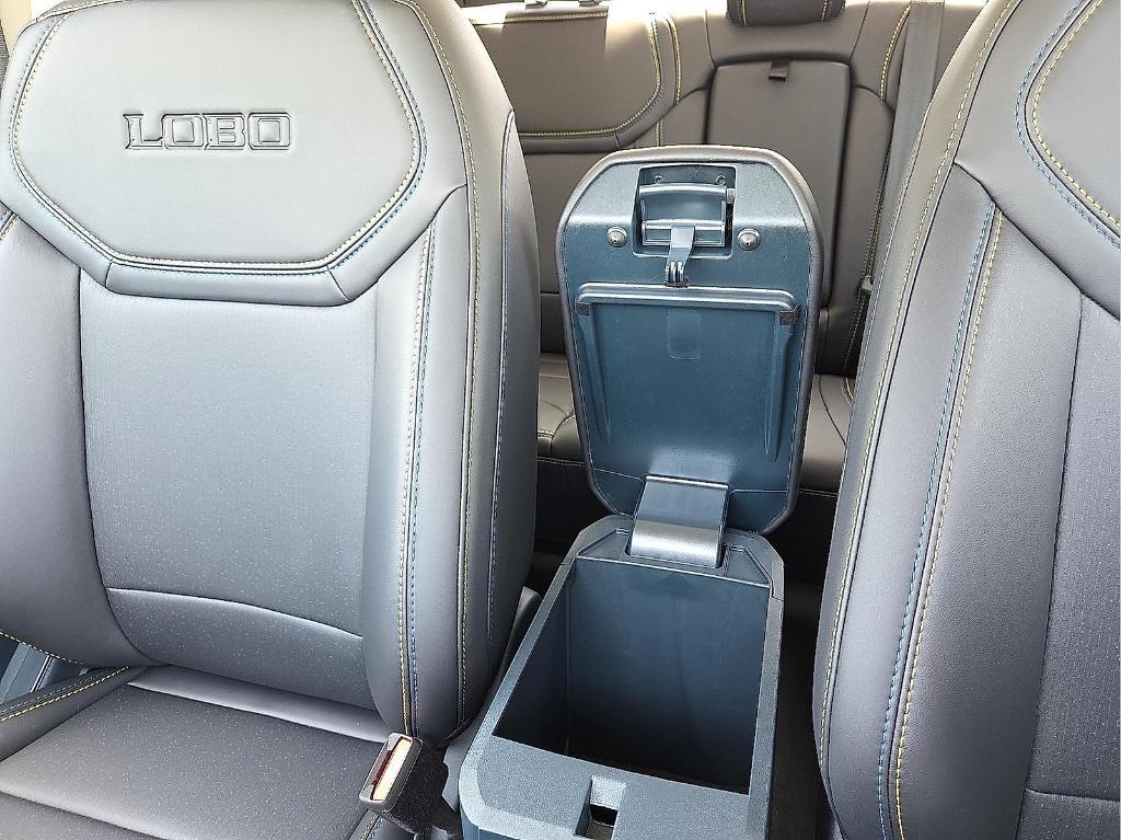 new 2025 Ford Maverick car, priced at $35,084