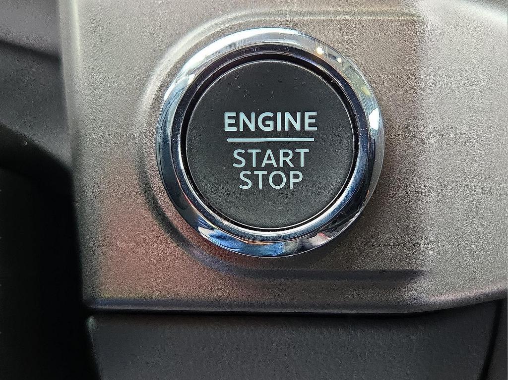 new 2025 Ford F-150 car, priced at $46,190