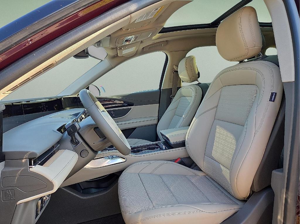 new 2025 Lincoln Nautilus car, priced at $59,198