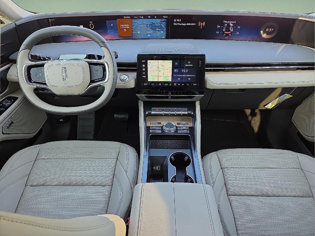 new 2025 Lincoln Nautilus car, priced at $59,198