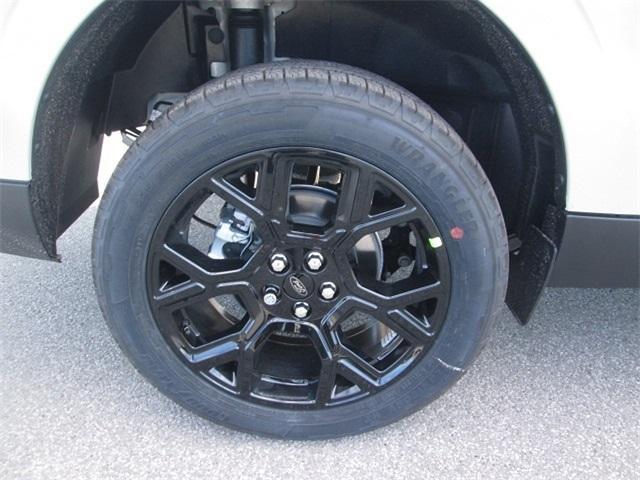 new 2025 Ford Maverick car, priced at $37,023