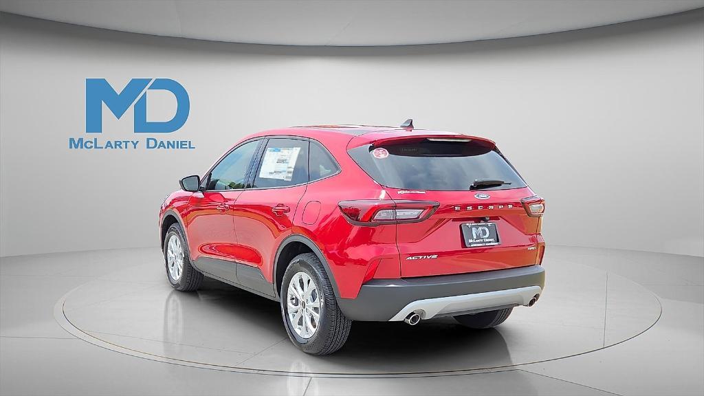 new 2025 Ford Escape car, priced at $22,932