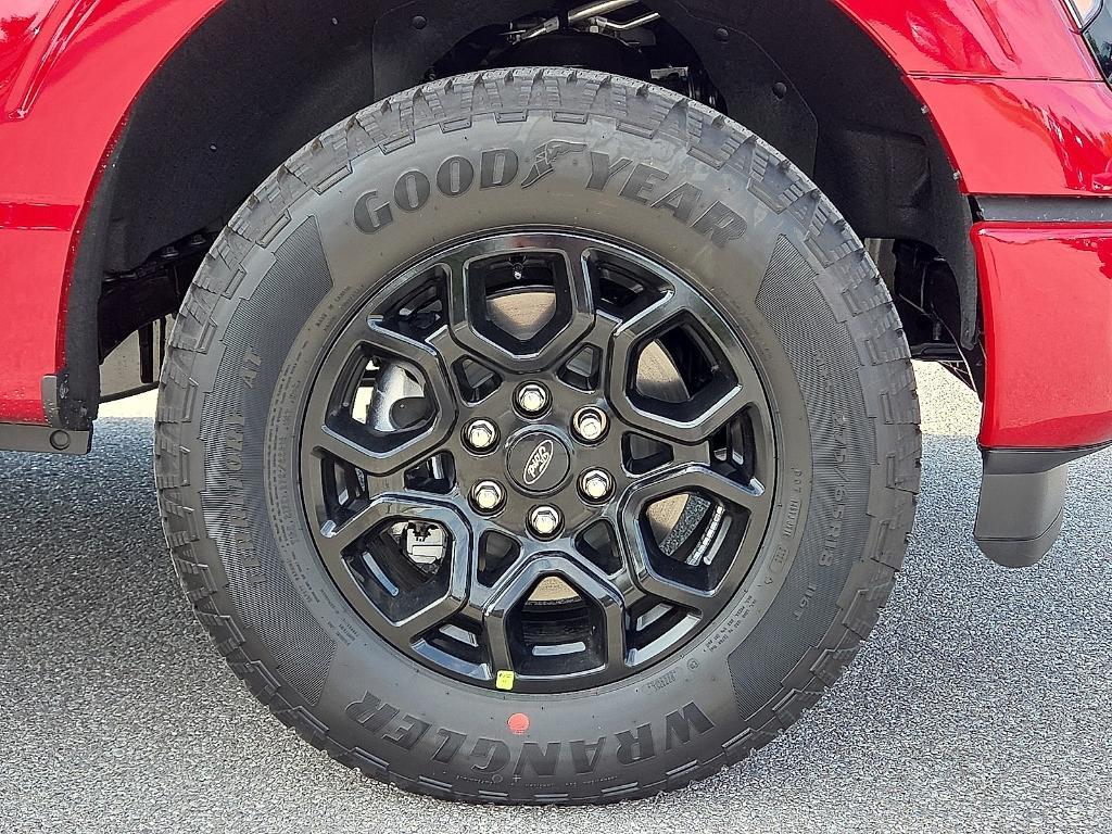 new 2025 Ford F-150 car, priced at $51,136
