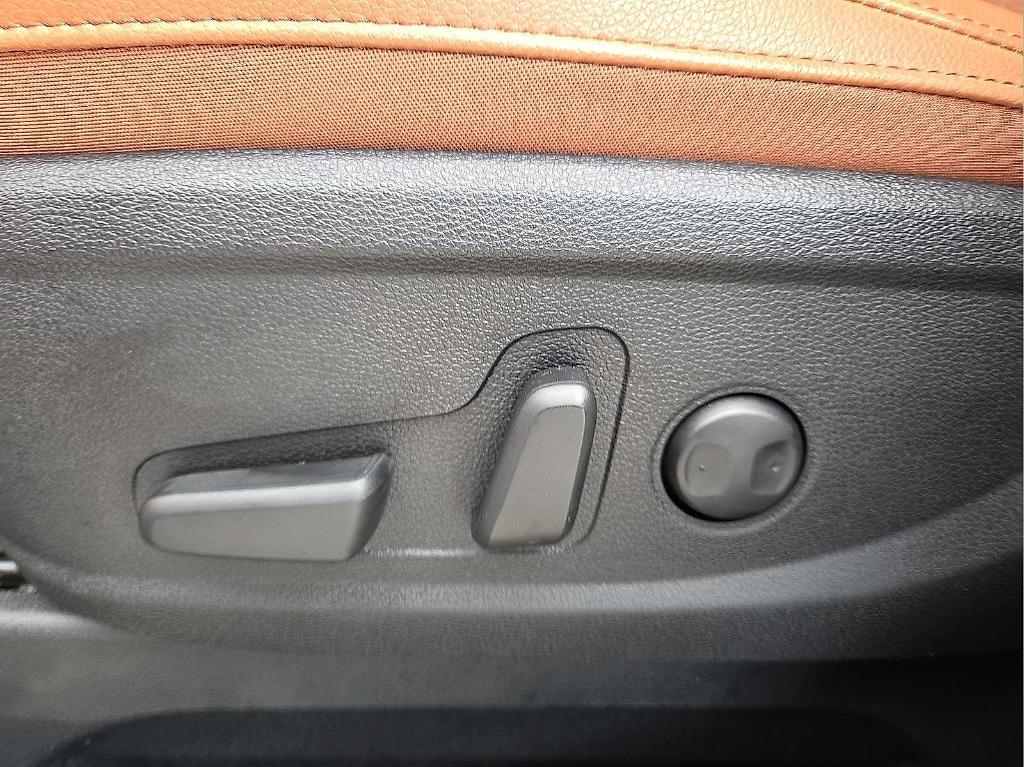used 2025 Kia Telluride car, priced at $43,294