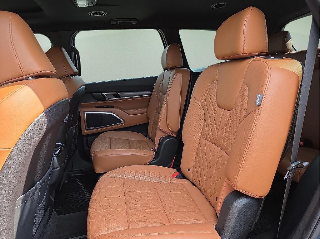 used 2025 Kia Telluride car, priced at $43,294