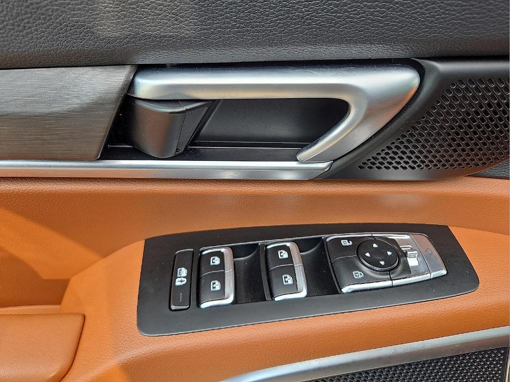used 2025 Kia Telluride car, priced at $43,294