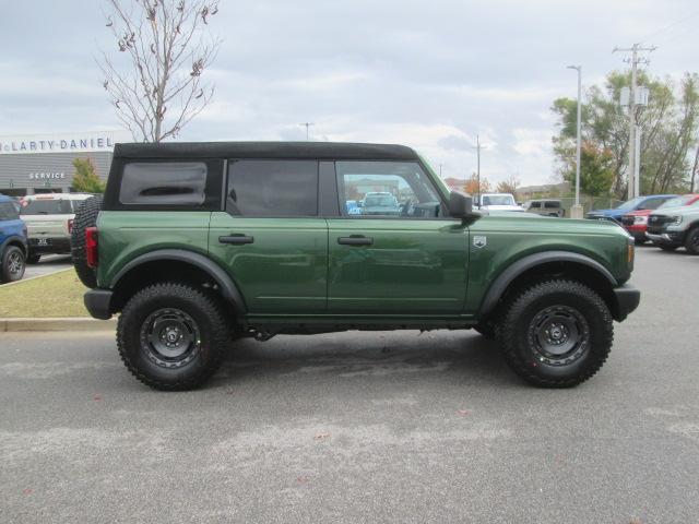 new 2024 Ford Bronco car, priced at $45,978