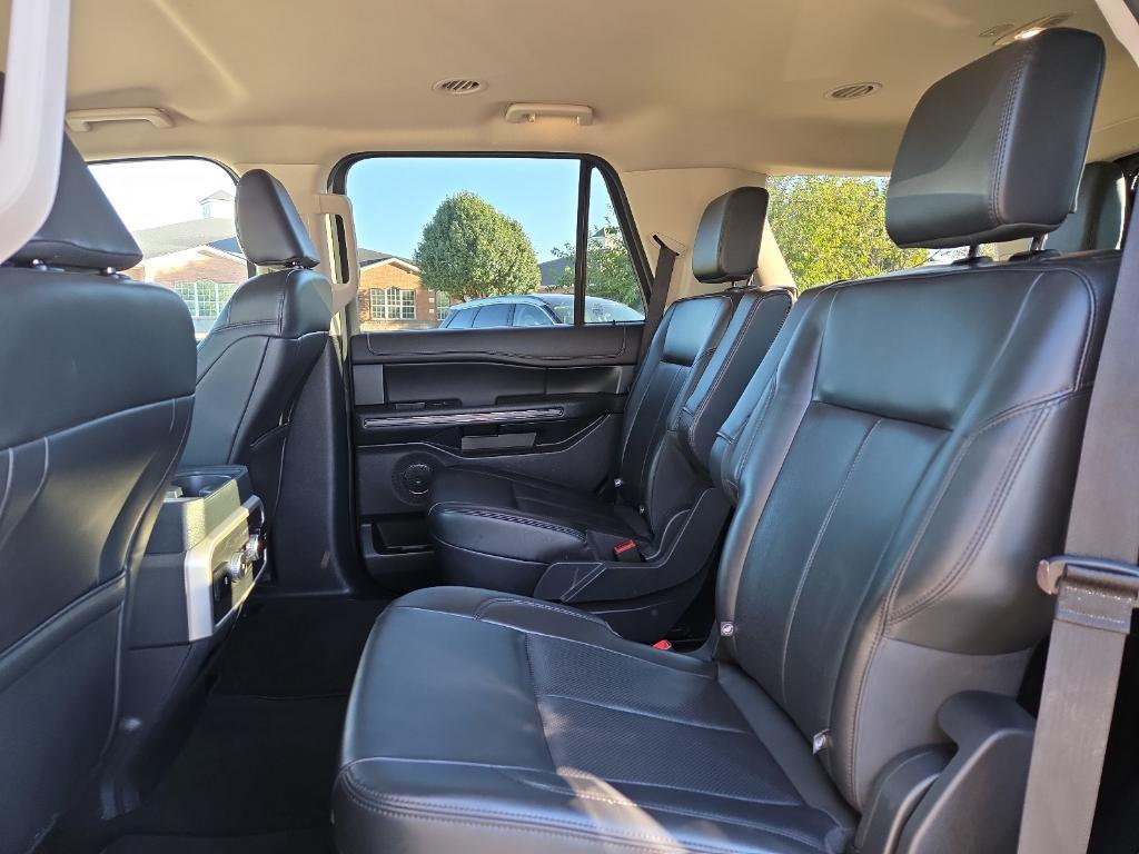 used 2024 Ford Expedition car, priced at $47,389