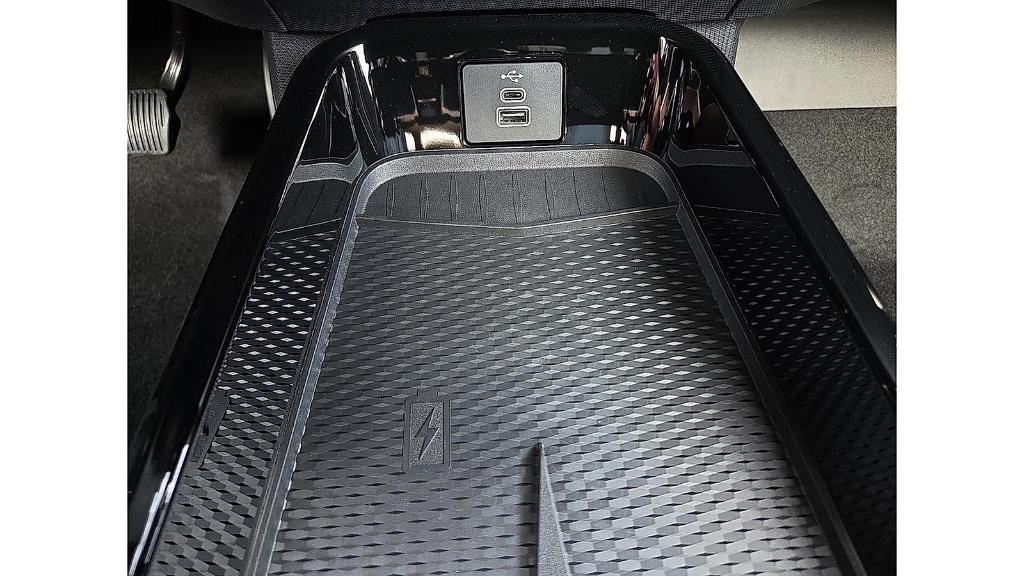 new 2025 Ford Mustang Mach-E car, priced at $42,152