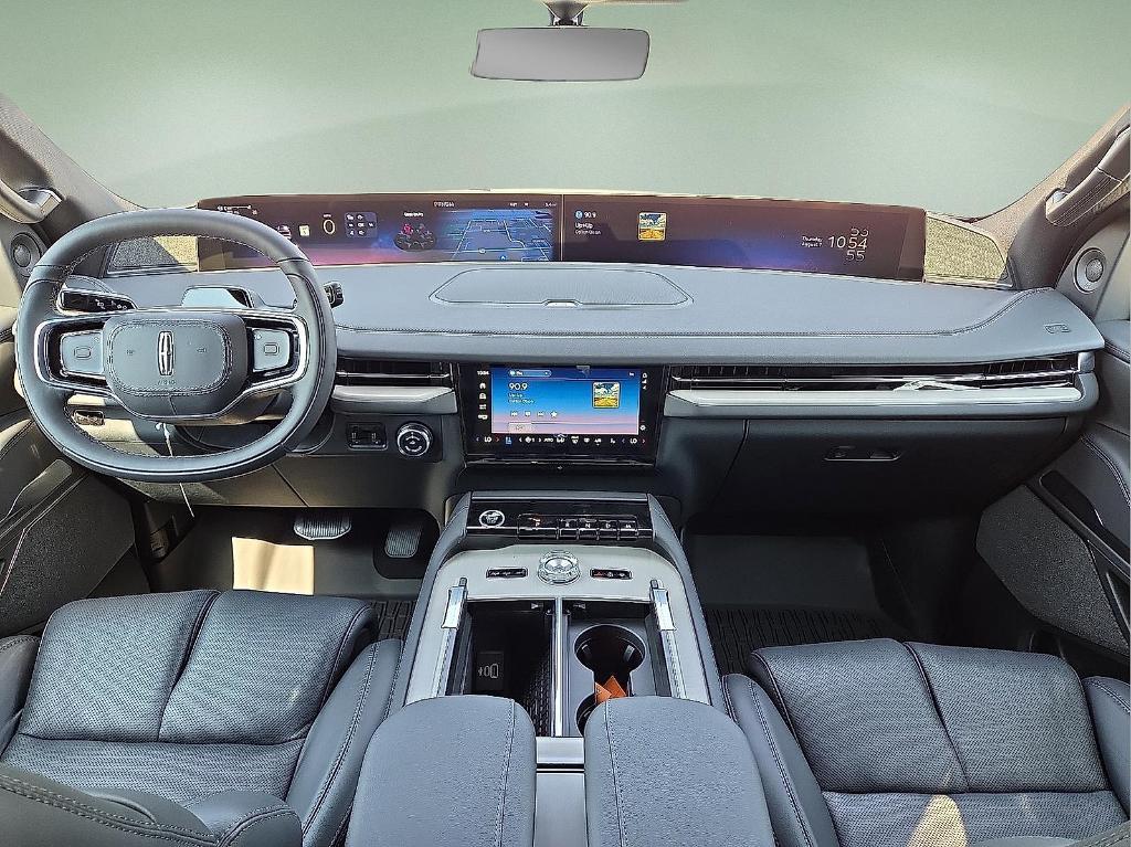 new 2025 Lincoln Navigator L car, priced at $106,008