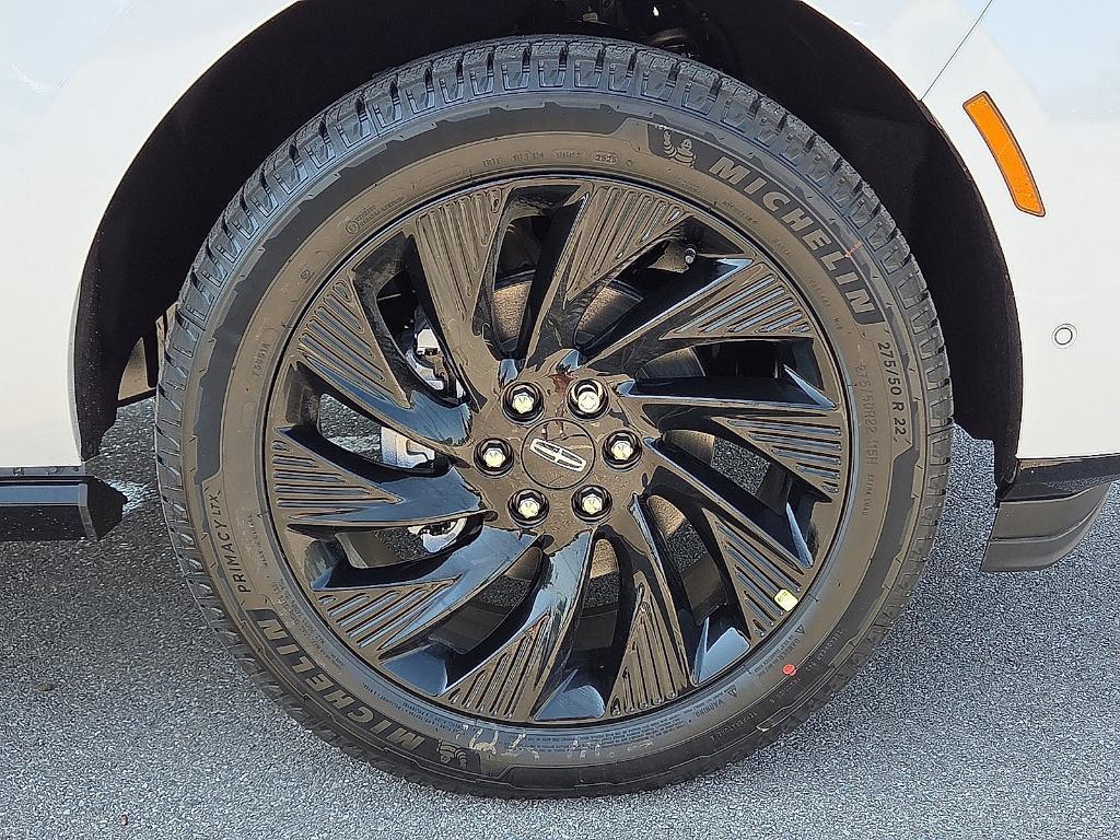 new 2025 Lincoln Navigator L car, priced at $106,008