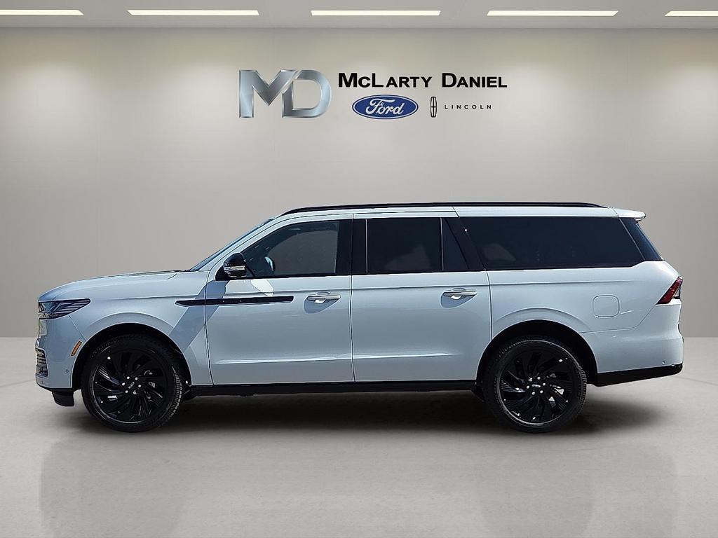 new 2025 Lincoln Navigator L car, priced at $106,008
