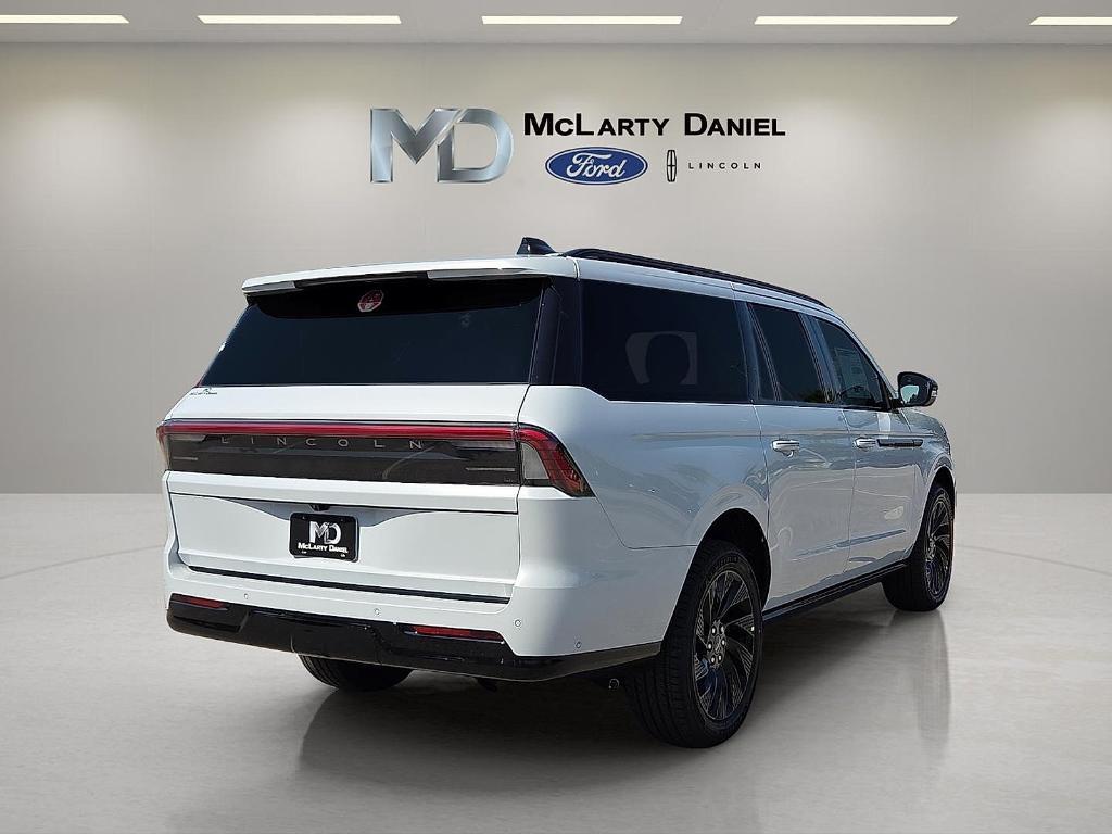 new 2025 Lincoln Navigator L car, priced at $106,008