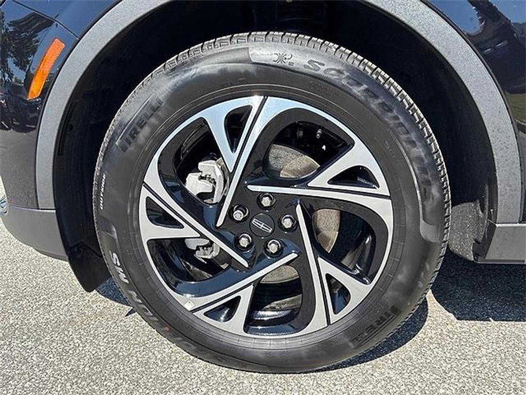 new 2025 Lincoln Nautilus car, priced at $54,882