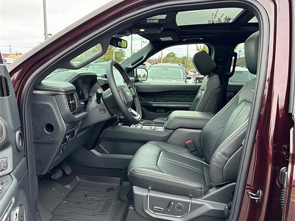 new 2024 Ford Expedition car, priced at $73,935