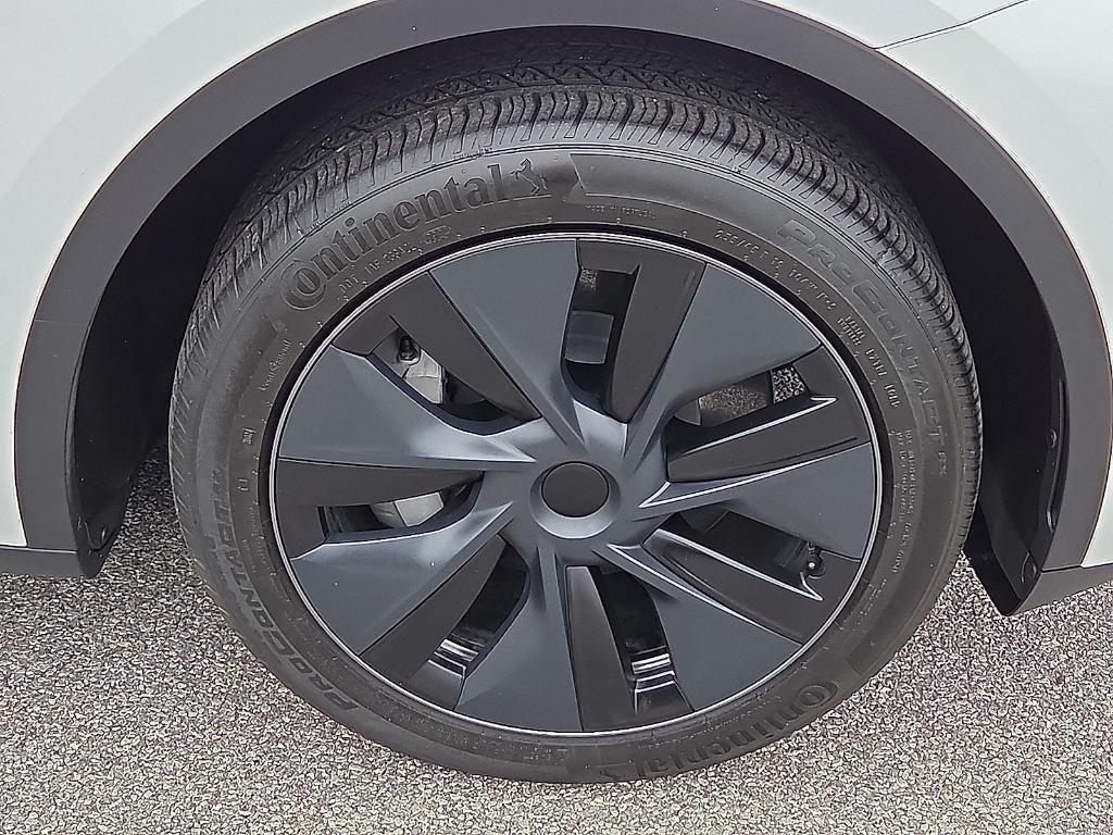 used 2024 Tesla Model Y car, priced at $32,670