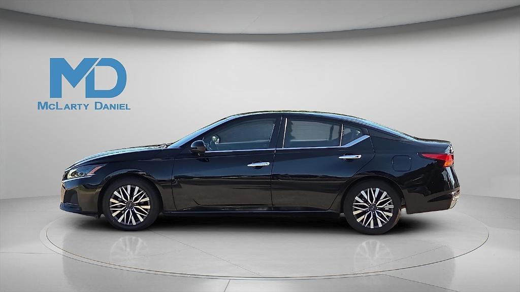 used 2023 Nissan Altima car, priced at $19,995