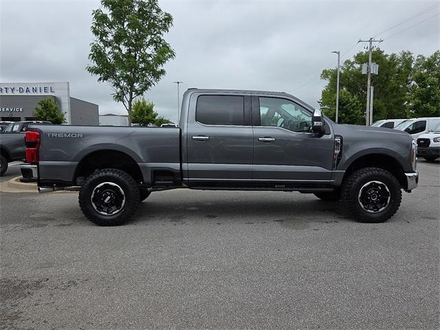 new 2025 Ford F-250 car, priced at $75,815